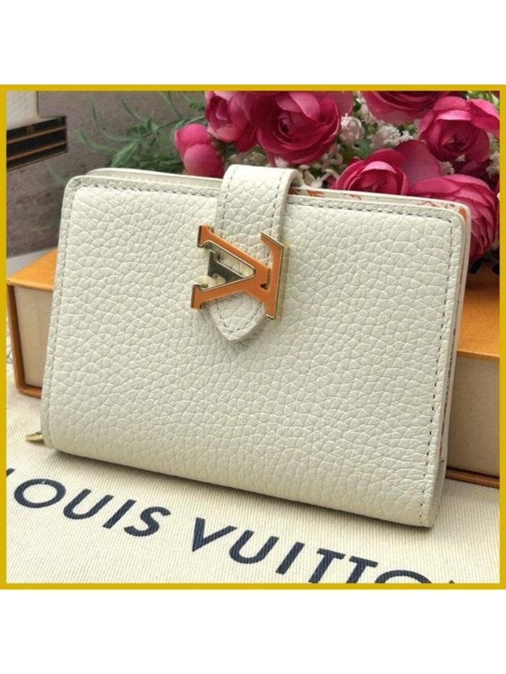 Louis Vuitton LV Vertical Wallet Compact